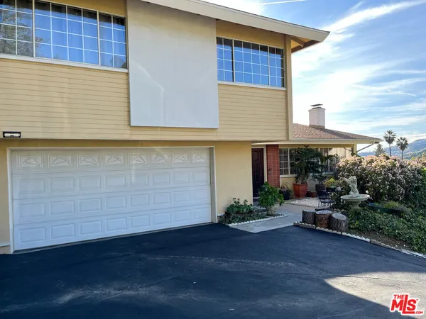$4,999 | 1986 Sherer Lane, Glendale, CA 91208