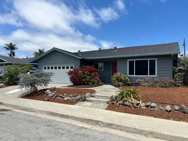 $1,615,000 | 142 Sir Francis Court, Capitola, CA 95010