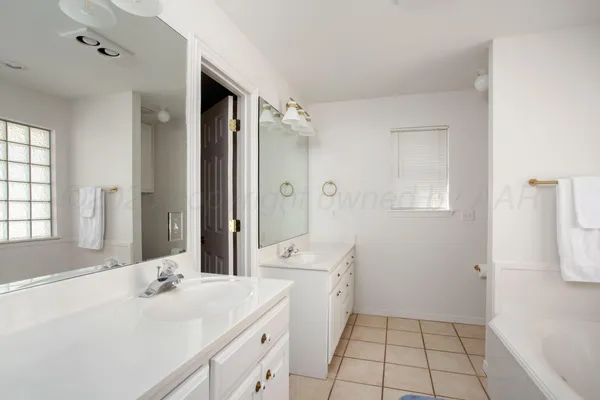 $304,900 | 6407 Acacia Lane, Amarillo, TX 79124