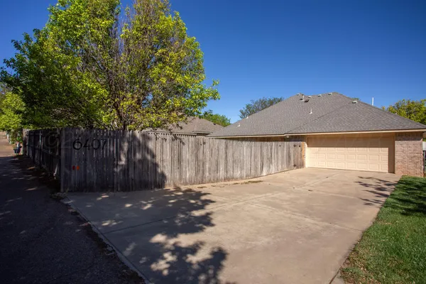 $304,900 | 6407 Acacia Lane, Amarillo, TX 79124
