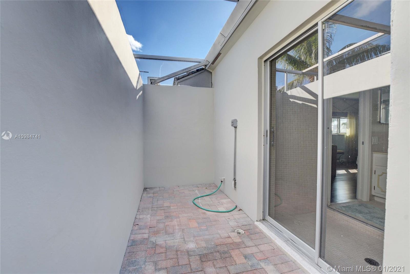 998 Butternut Terrace Boca Raton, FL 33486 - Photo 11 of 41