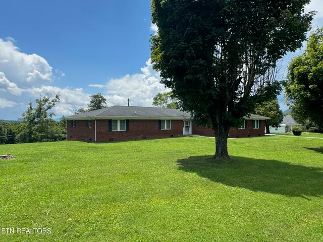 $385,000 | 147 Meredith Road, La Follette, TN 37766