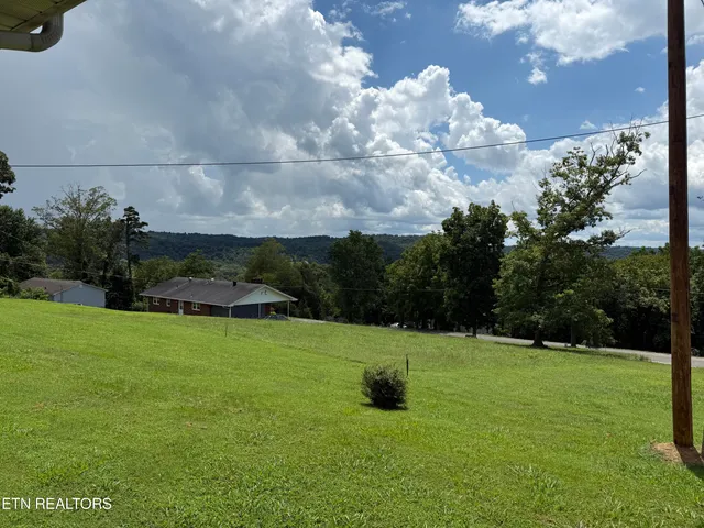 $385,000 | 147 Meredith Road, La Follette, TN 37766