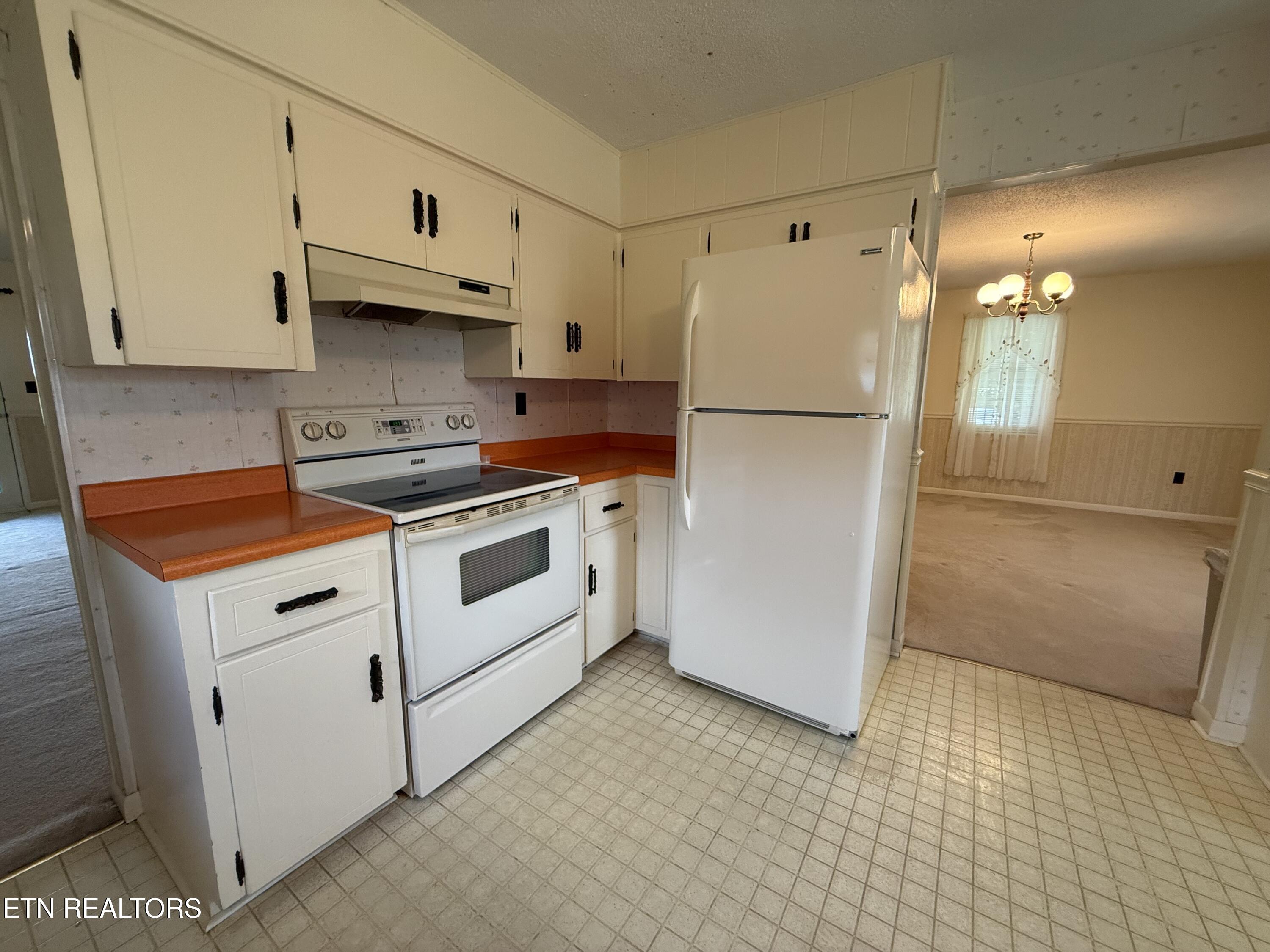 147 Meredith Road La Follette, TN 37766 - Photo 10 of 47 Kitchen