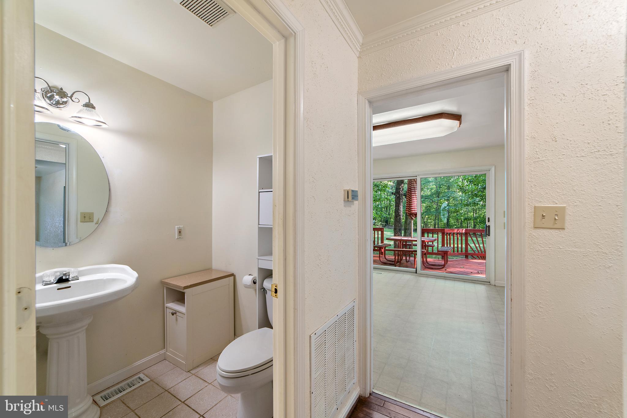 2199 Beaver Dam Road Midland, VA 22728 - Photo 11 of 74 Convenient Bathroom off Foyer