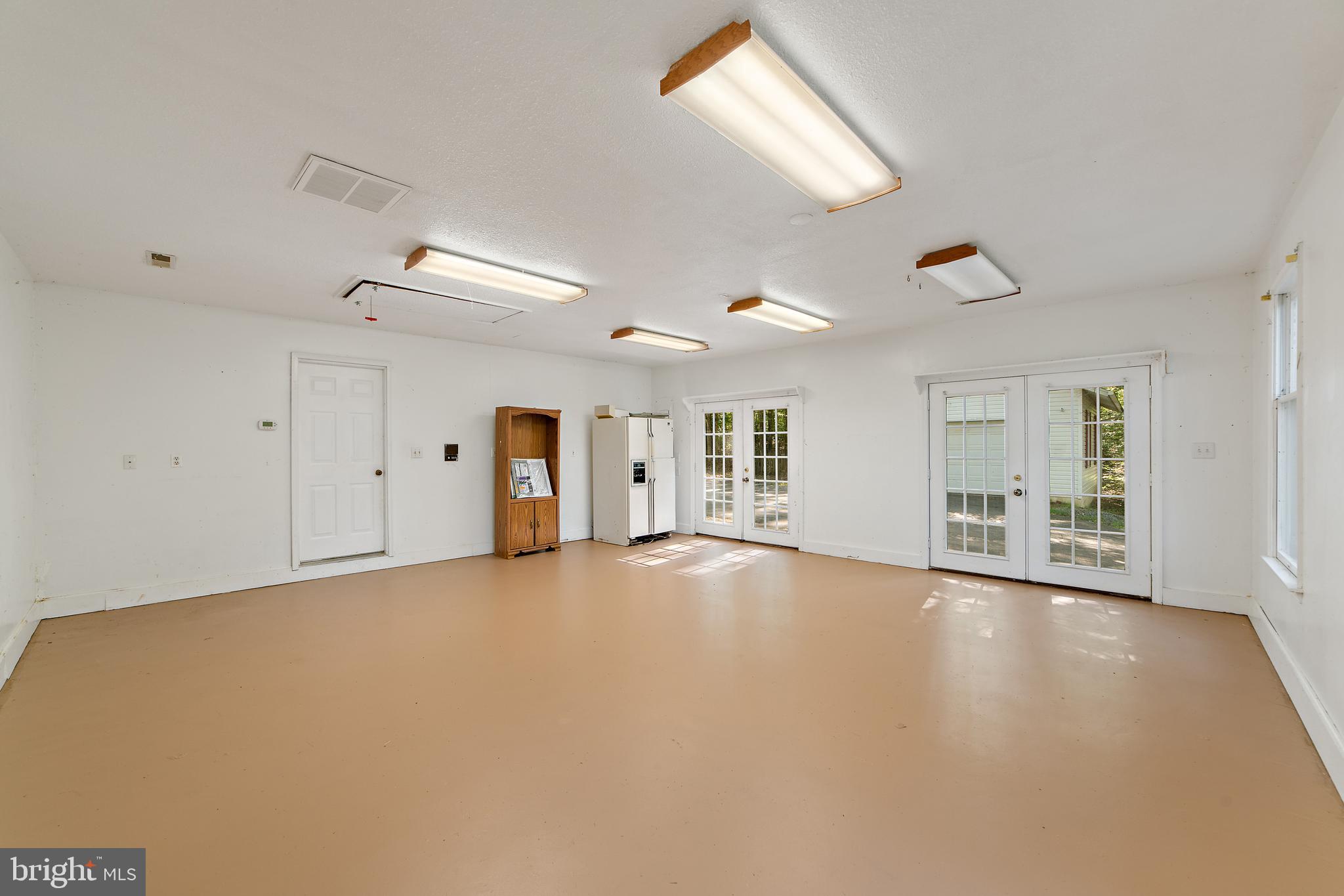 2199 Beaver Dam Road Midland, VA 22728 - Photo 23 of 74 Finished Living Space in Attached 2 Car Garage