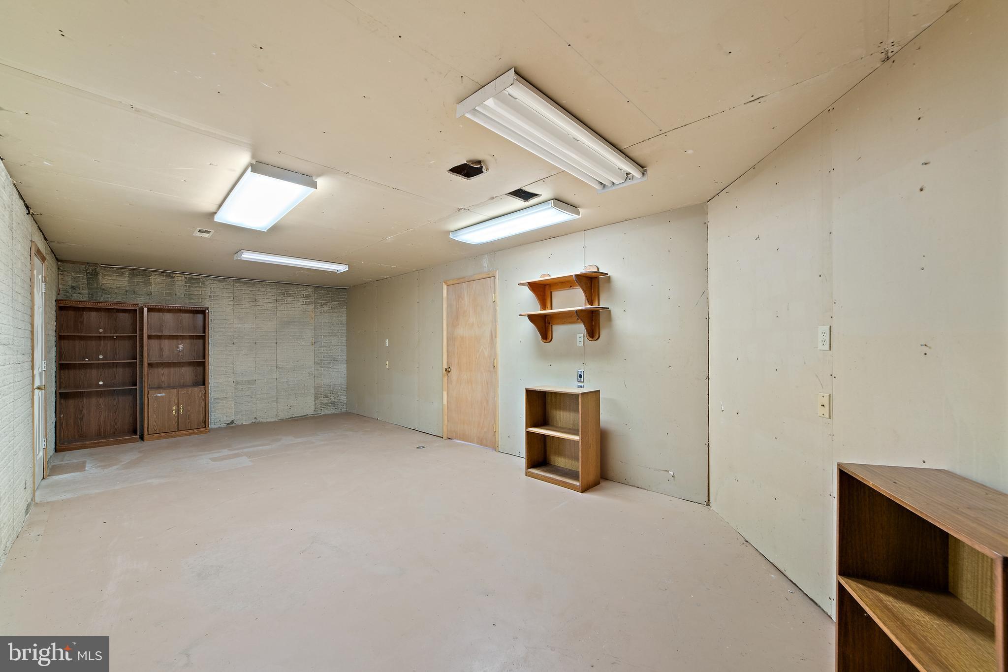 2199 Beaver Dam Road Midland, VA 22728 - Photo 45 of 74 Lower Level Room 2