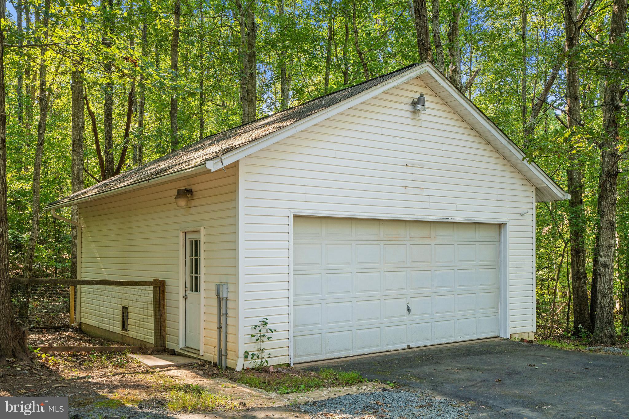 2199 Beaver Dam Road Midland, VA 22728 - Photo 49 of 74 2 Car Detached Garage w/Garage Door Opener