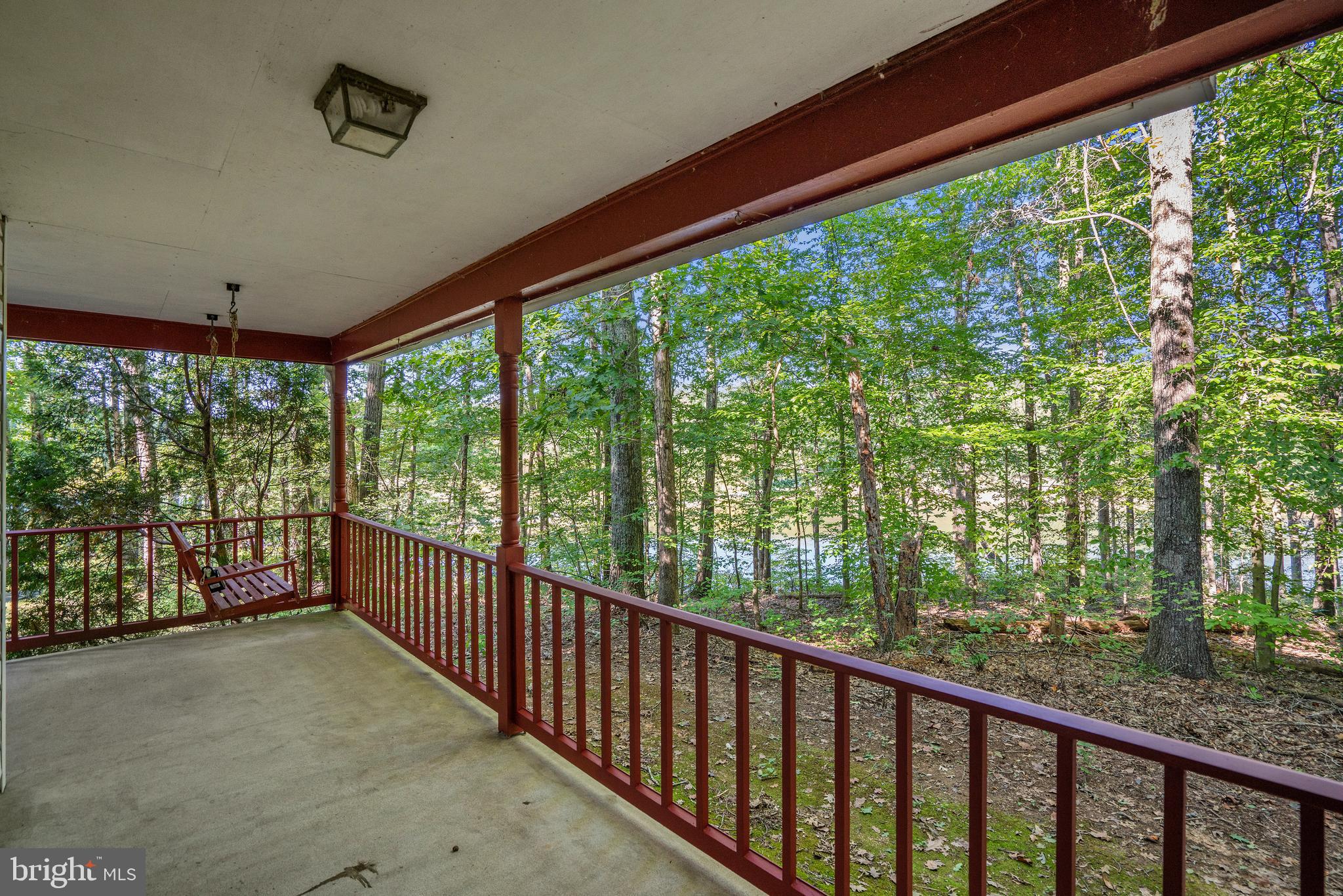 2199 Beaver Dam Road Midland, VA 22728 - Photo 8 of 74 Plenty of Room to Sit Back and Relax!