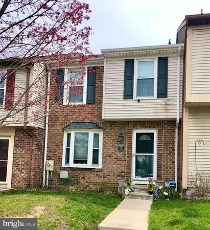 $2,475 | 15 Robin Ridge Court, Parkville, MD 21234