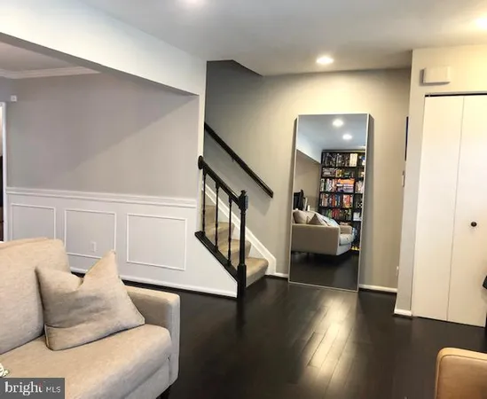 $2,475 | 15 Robin Ridge Court, Parkville, MD 21234