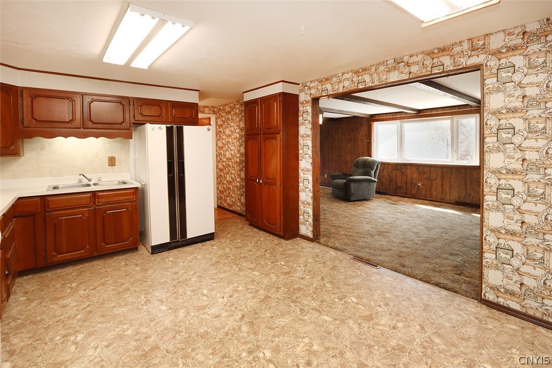 7895 Ursa Course Liverpool, NY 13090 - Photo 11 of 38