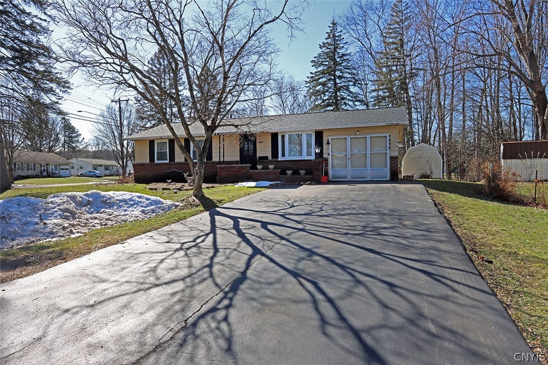 7895 Ursa Course Liverpool, NY 13090 - Photo 2 of 38