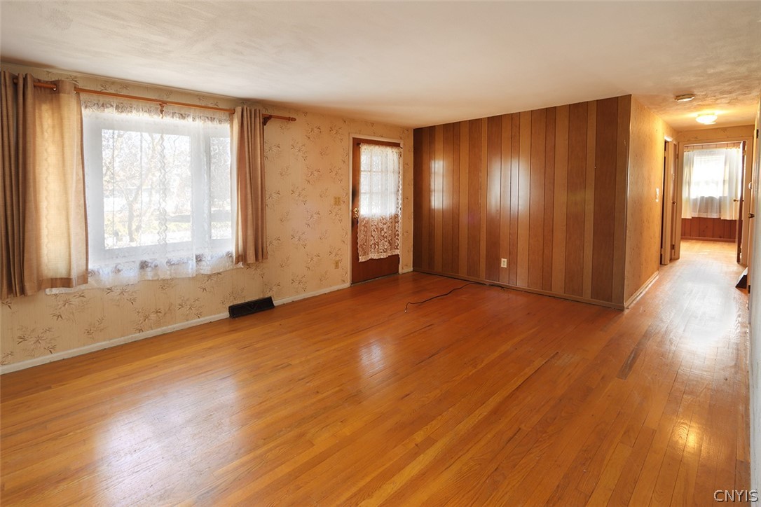 7895 Ursa Course Liverpool, NY 13090 - Photo 4 of 38