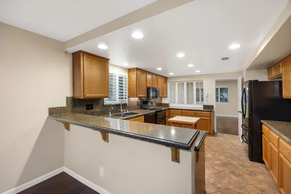 $525,000 | 7458 Black Tree Lane, Citrus Heights, CA 95610