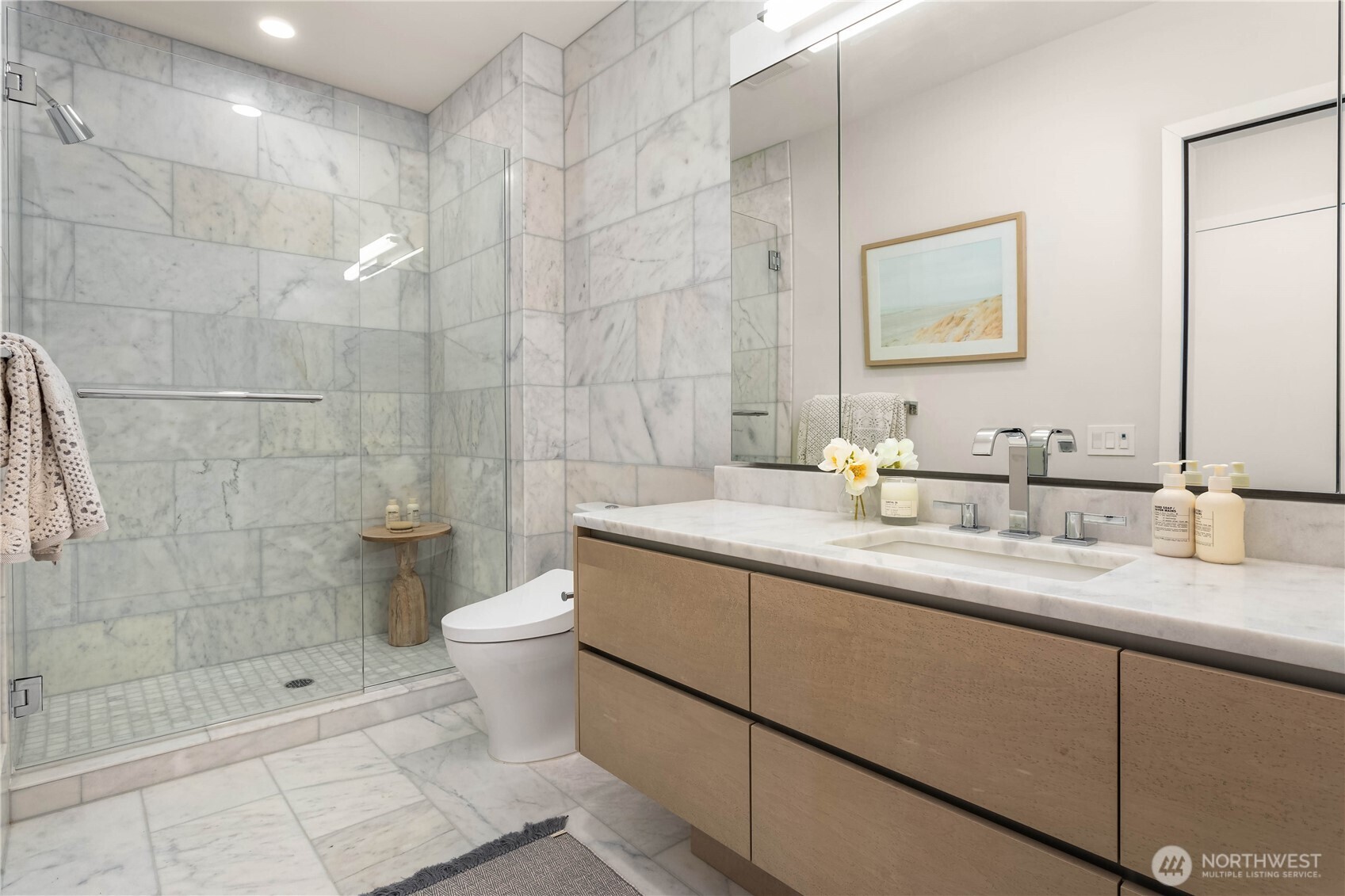 121 Stewart Street, Unit 3703 Seattle, WA 98101 - Photo 23 of 39