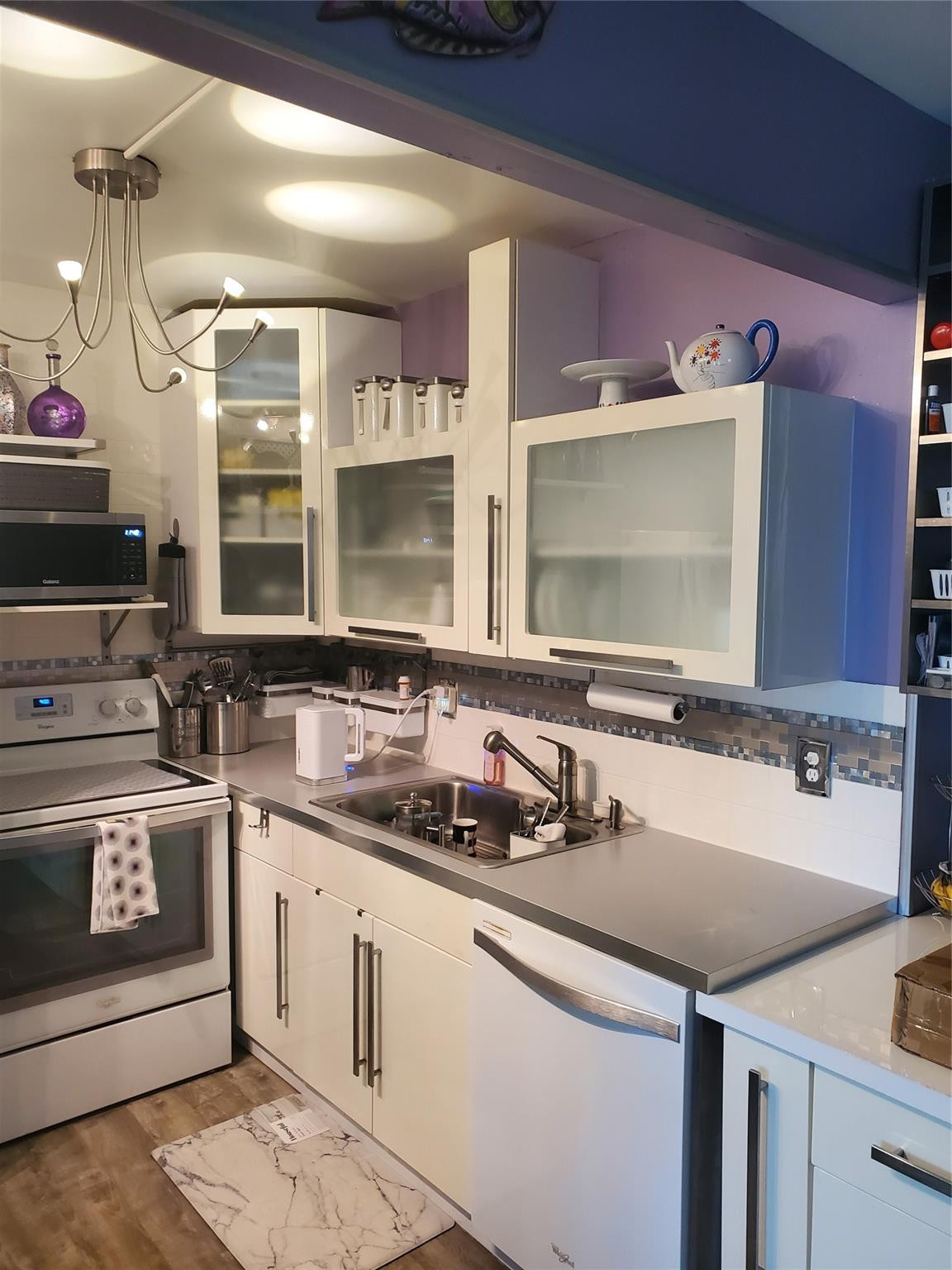 4058 Ainslie Drive, Unit 4058 Boca Raton, FL 33434 - Photo 3 of 28 KITCHEN