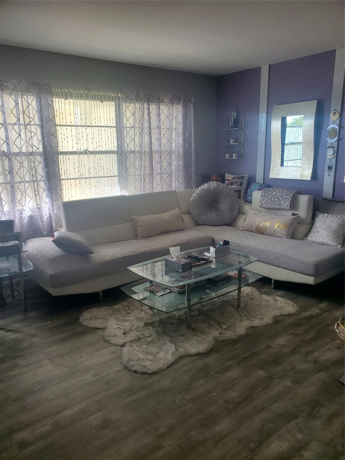 4058 Ainslie Drive, Unit 4058 Boca Raton, FL 33434 - Photo 5 of 28 LIVING ROOM