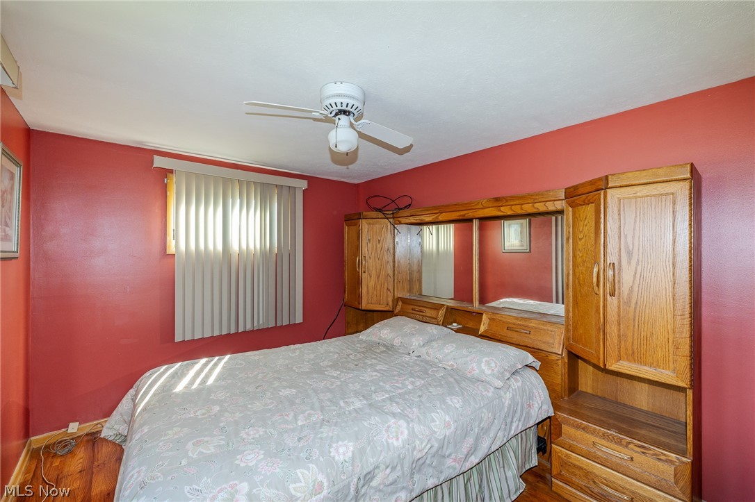 490 Mapleview Drive Seven Hills, OH 44131 - Photo 31 of 50