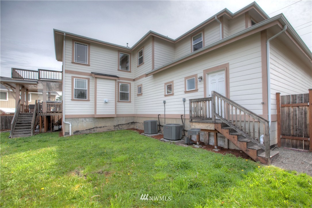 2009 Talbot Road South Renton, WA 98055 - Photo 25 of 25