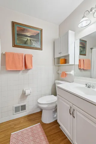 $345,000 | 4424 Decatur Avenue North, New Hope, MN 55428