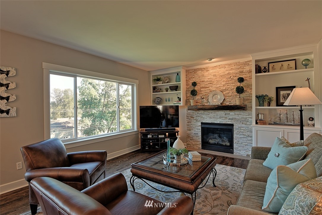 1819 235th Place Southwest Bothell, WA 98021 - Photo 7 of 25