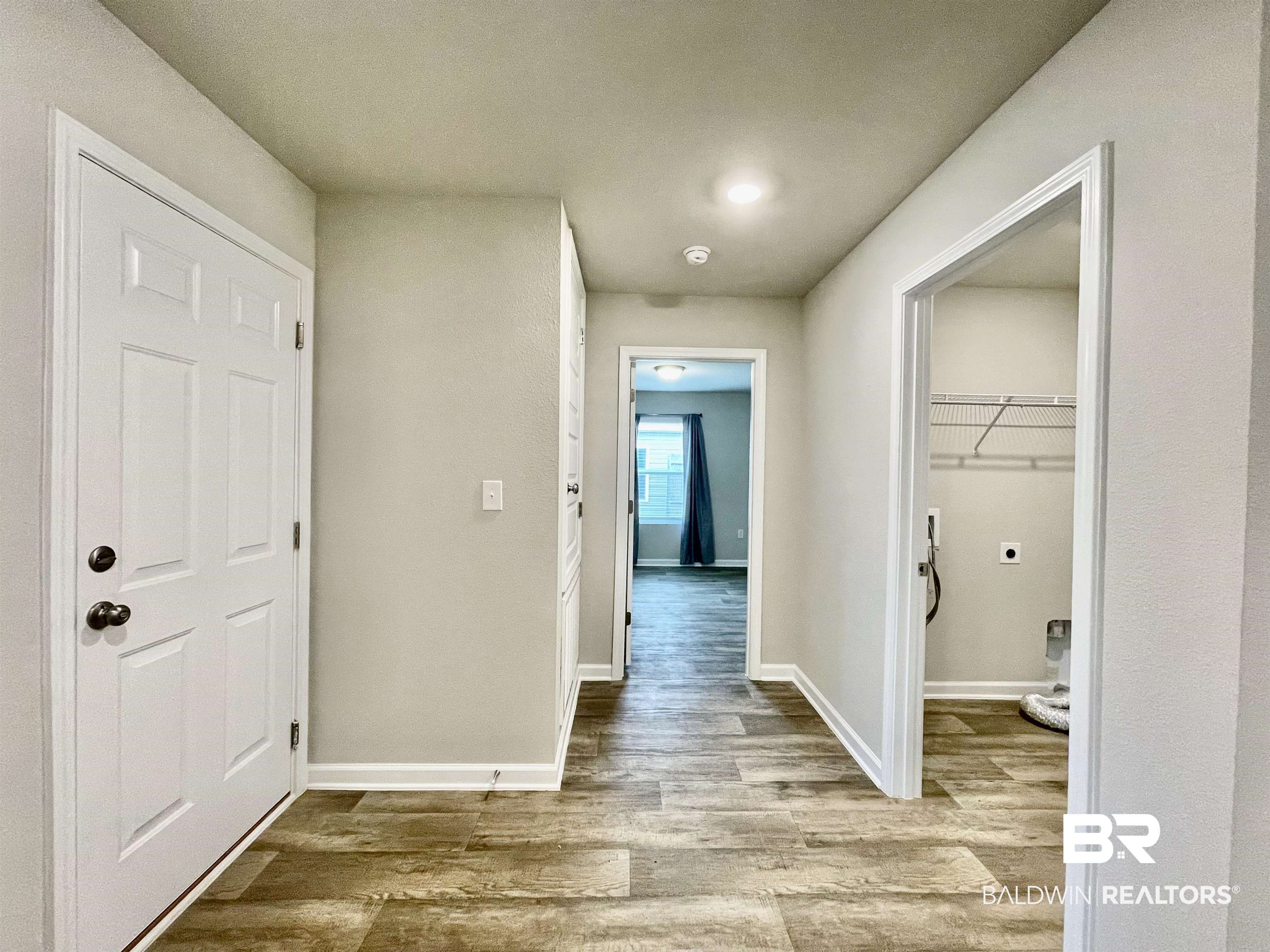 18413 Lewis Smith Drive Foley, AL 36535 - Photo 16 of 24 hallway
