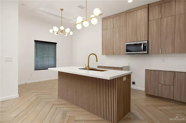 $2,300 | 2312 North Revolution Street, Edinburg, TX 78541