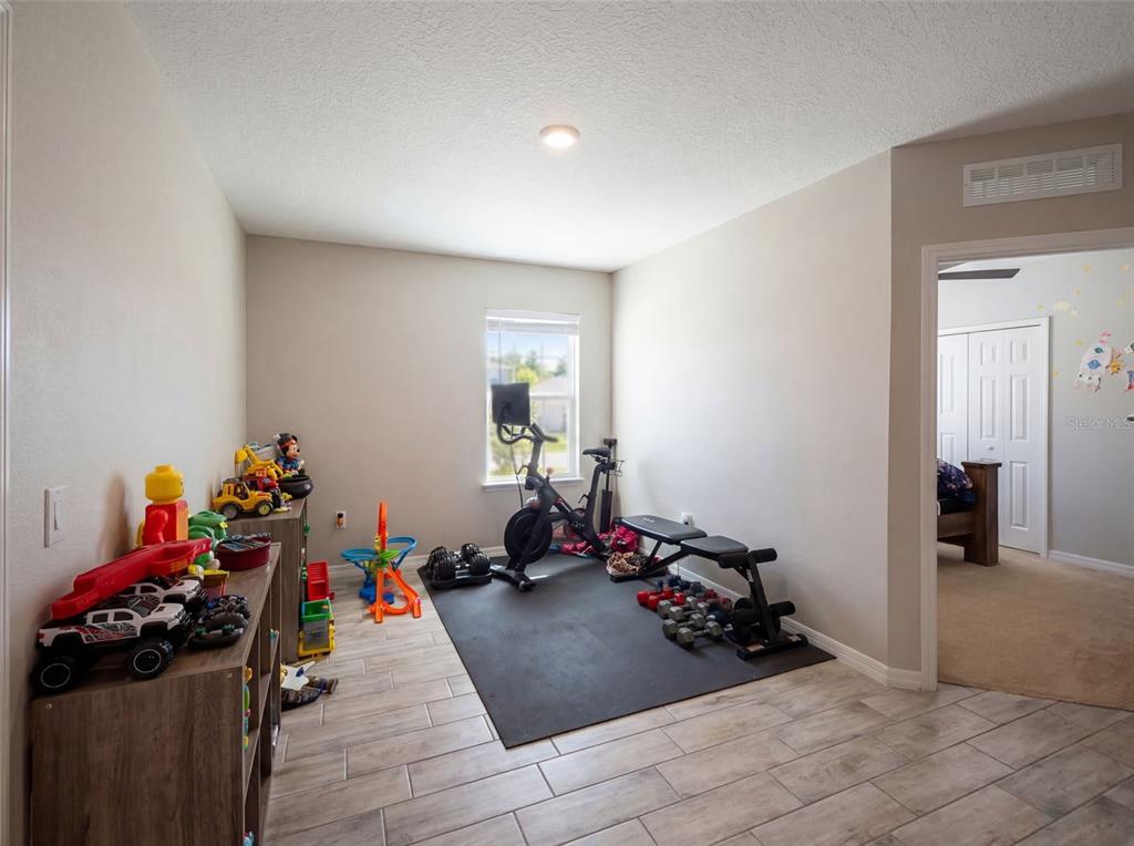 262 East Fiesta Key Loop DeLand, FL 32720 - Photo 23 of 33