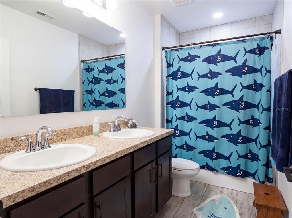 262 East Fiesta Key Loop DeLand, FL 32720 - Photo 24 of 33