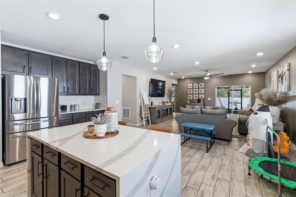 262 East Fiesta Key Loop DeLand, FL 32720 - Photo 9 of 33