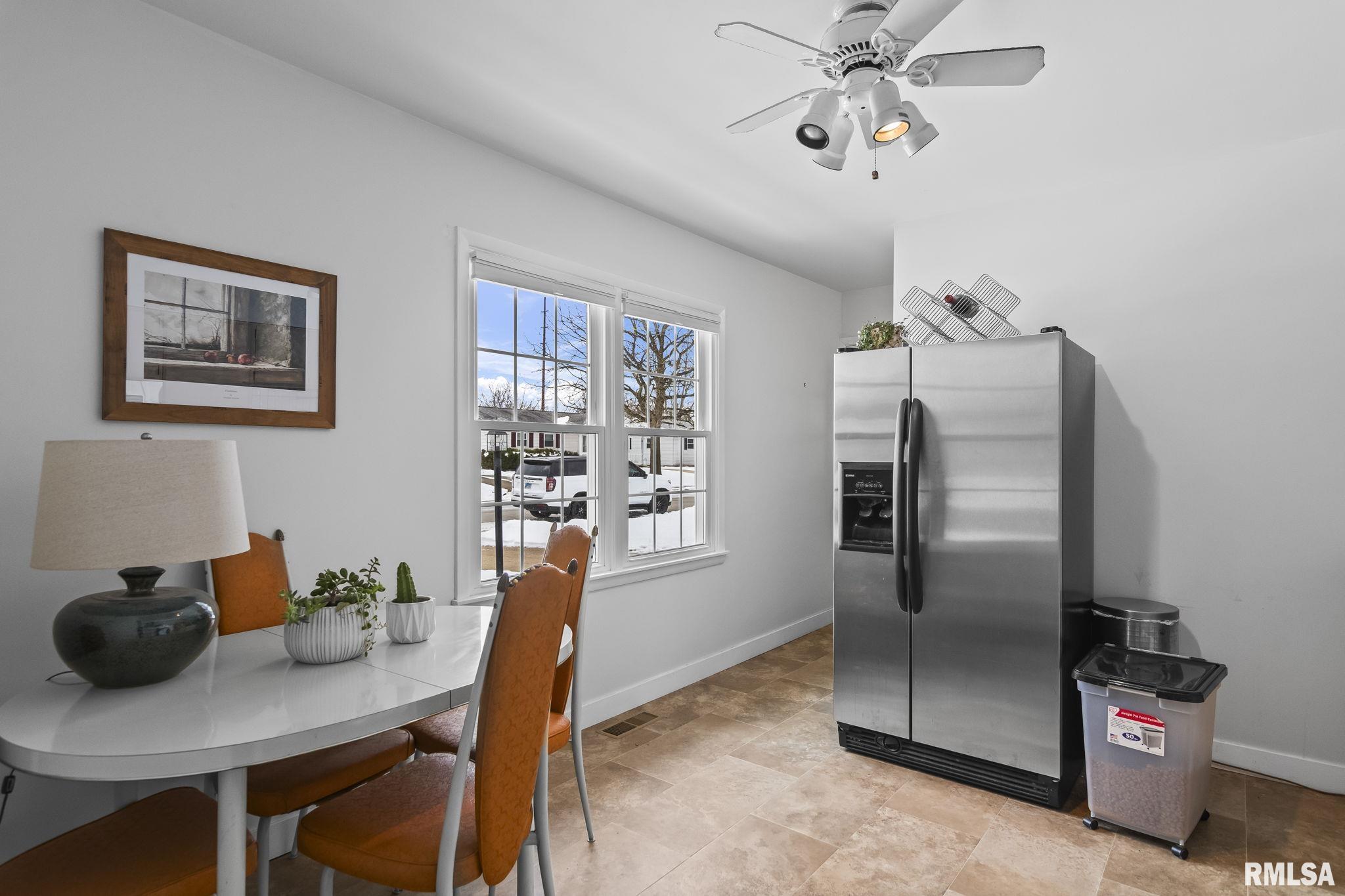 141 Archer Avenue Springfield, IL 62704 - Photo 12 of 30