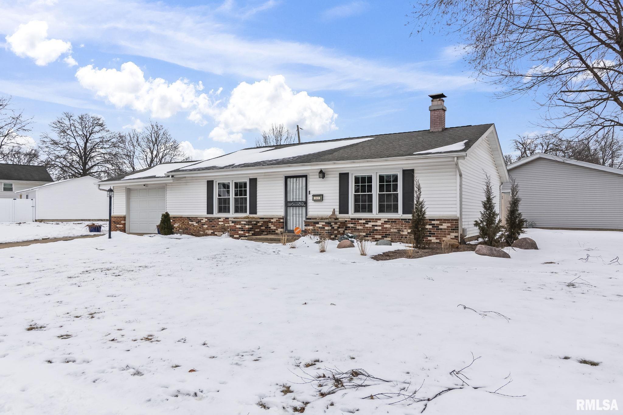 141 Archer Avenue Springfield, IL 62704 - Photo 2 of 30