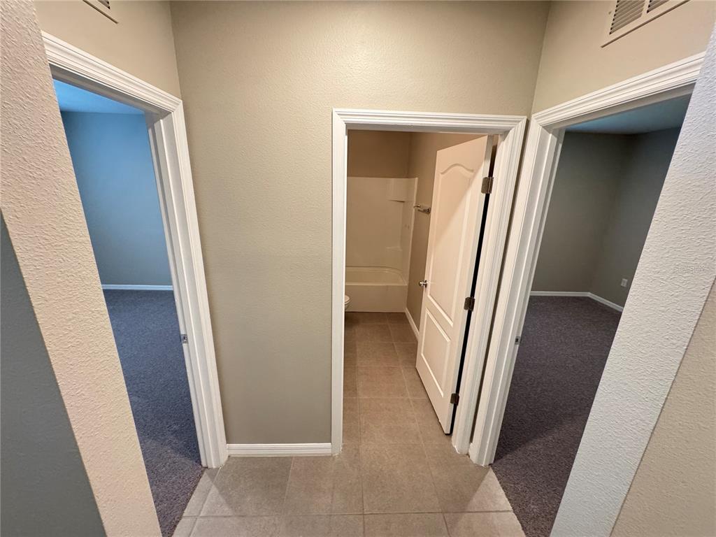 2323 Silverview Drive Lakeland, FL 33811 - Photo 6 of 33