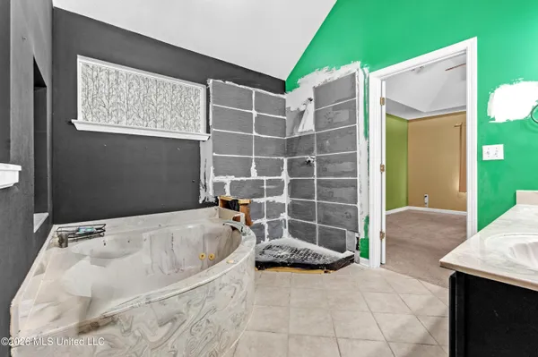 $325,000 | 7090 Fox Creek Drive, Olive Branch, MS 38654