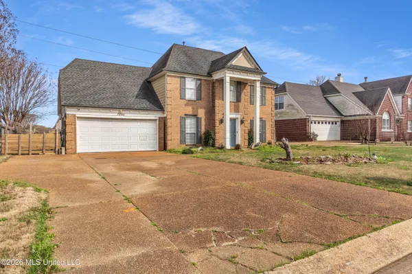 $325,000 | 7090 Fox Creek Drive, Olive Branch, MS 38654