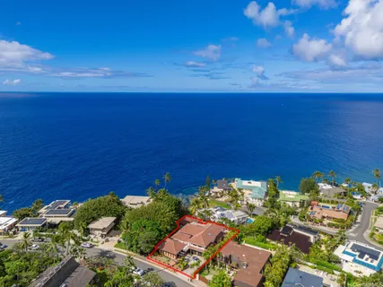 $4,485,000 | 12 Lumahai Street, Honolulu, HI 96825