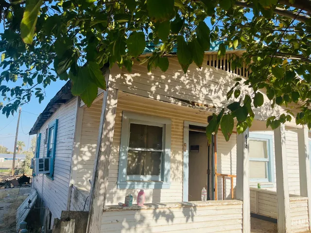 a front view of a house