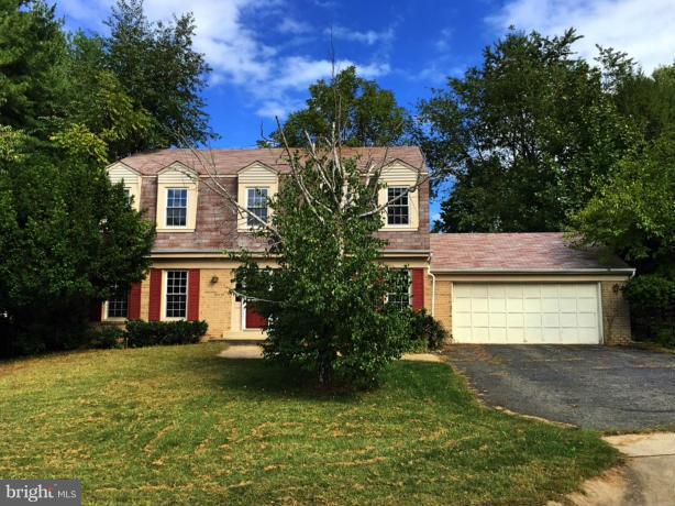41 Treworthy Road Gaithersburg, MD 20878 - Photo 1 of 30 Exterior (Front)