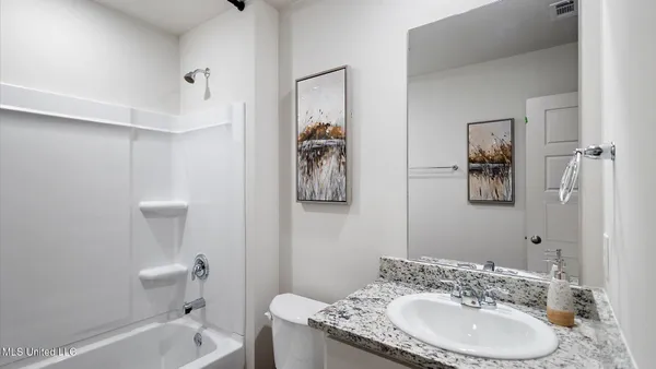 $229,900 | 5014 Fox Glen Drive, Jackson, MS 39212