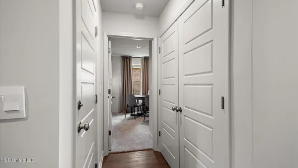 $229,900 | 5014 Fox Glen Drive, Jackson, MS 39212