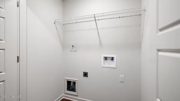 $229,900 | 5014 Fox Glen Drive, Jackson, MS 39212