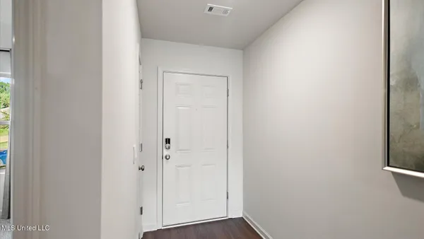 $229,900 | 5014 Fox Glen Drive, Jackson, MS 39212