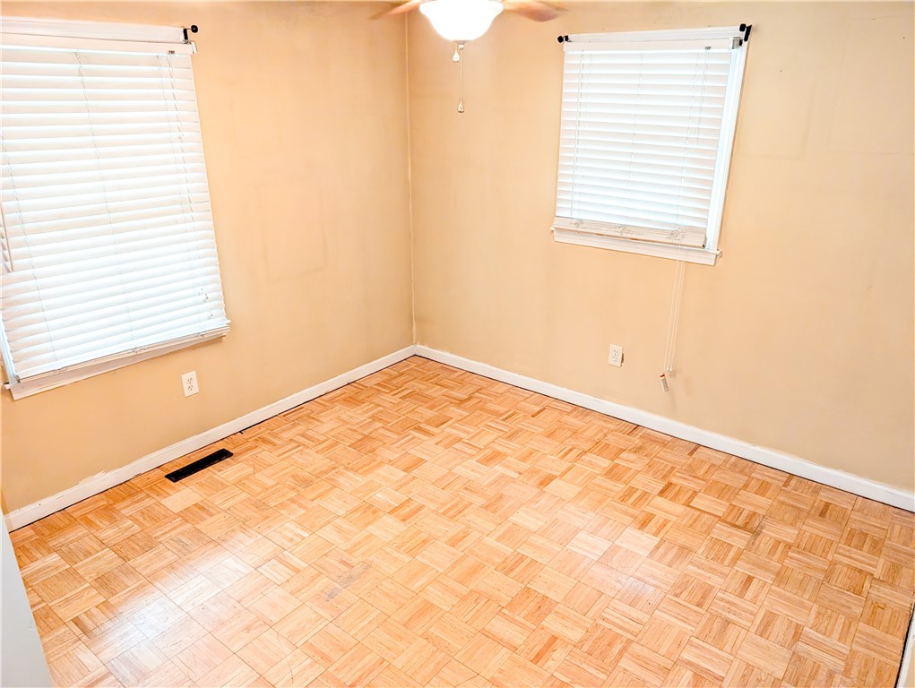 46 West Carpenter Street Pawtucket, RI 02860 - Photo 5 of 10