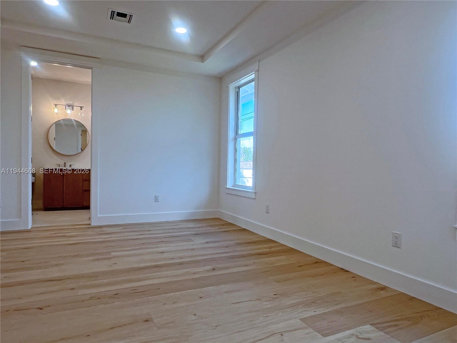17 Tidewater Court Stuart, FL 34996 - Photo 13 of 46 Main Bedroom, en suite with walk-in closet