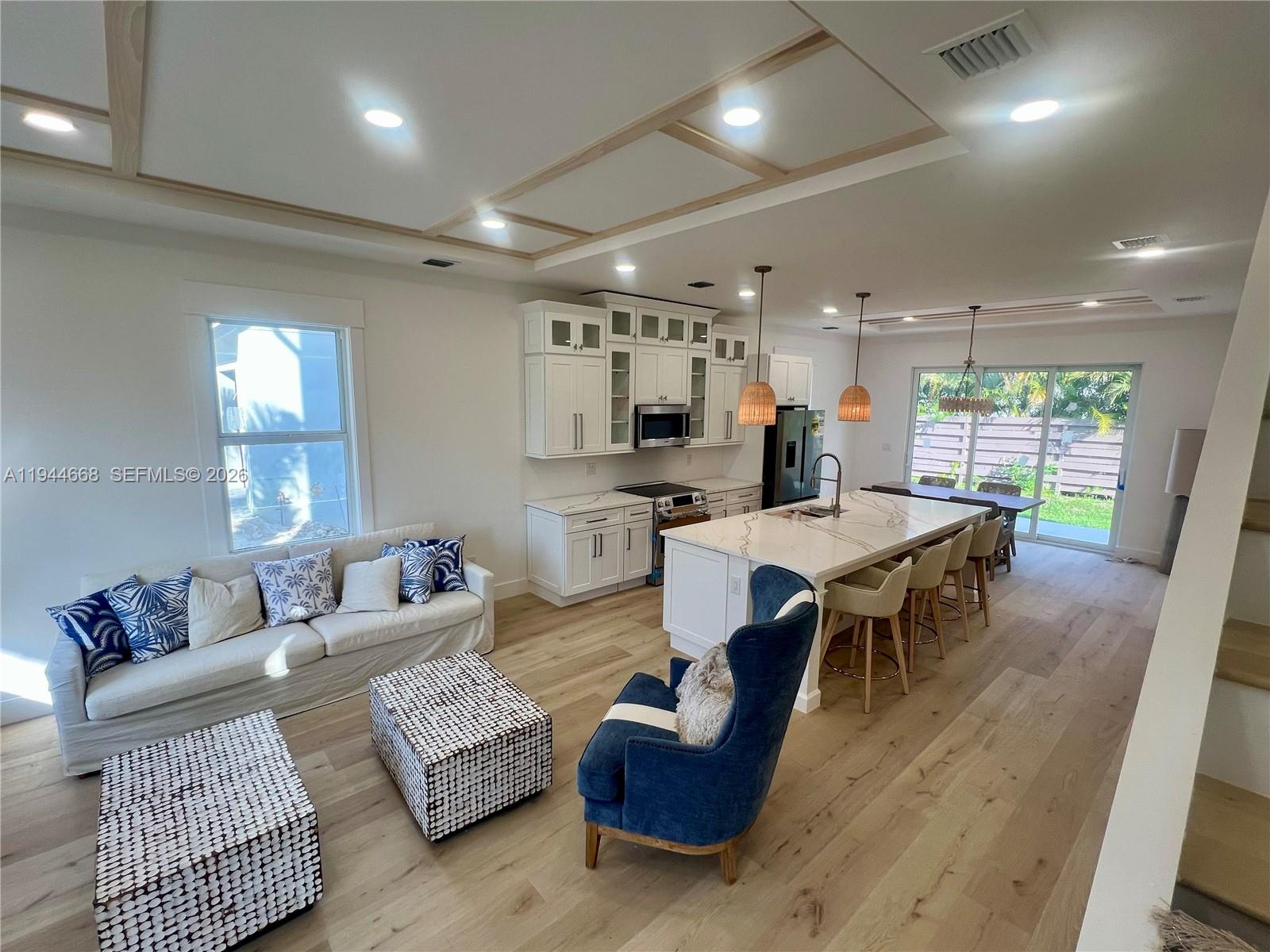 17 Tidewater Court Stuart, FL 34996 - Photo 2 of 46