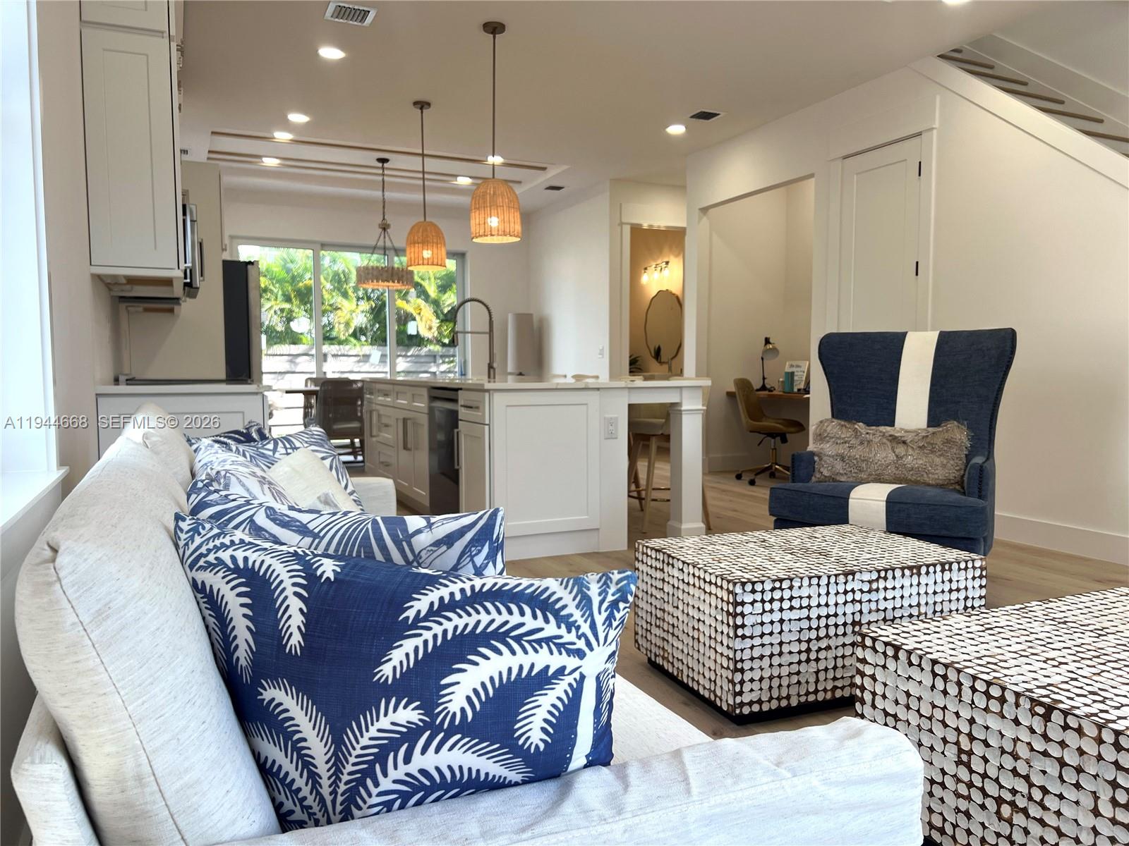 17 Tidewater Court Stuart, FL 34996 - Photo 3 of 46