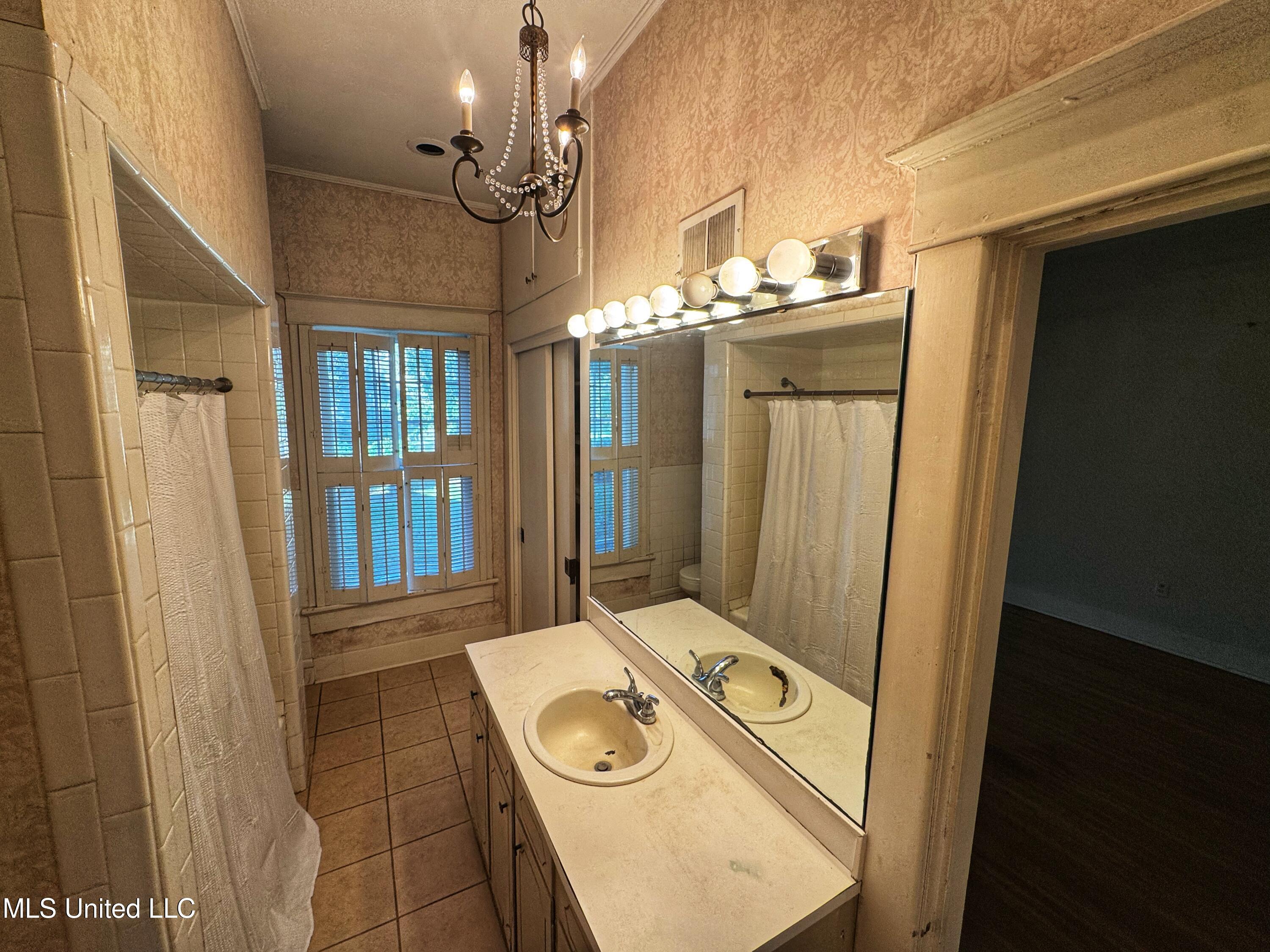 118 North Cassidy Street Sumner, MS 38957 - Photo 20 of 29 IMG_1048