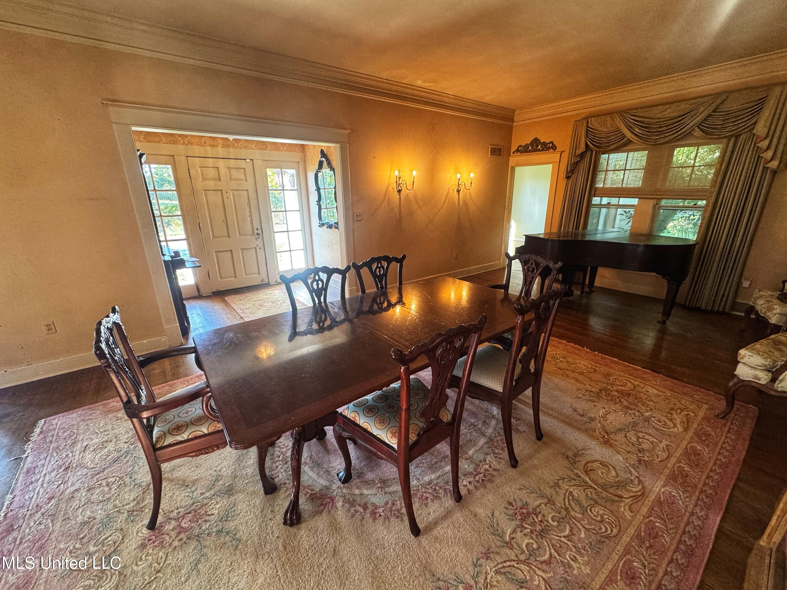 118 North Cassidy Street Sumner, MS 38957 - Photo 6 of 29 IMG_1036