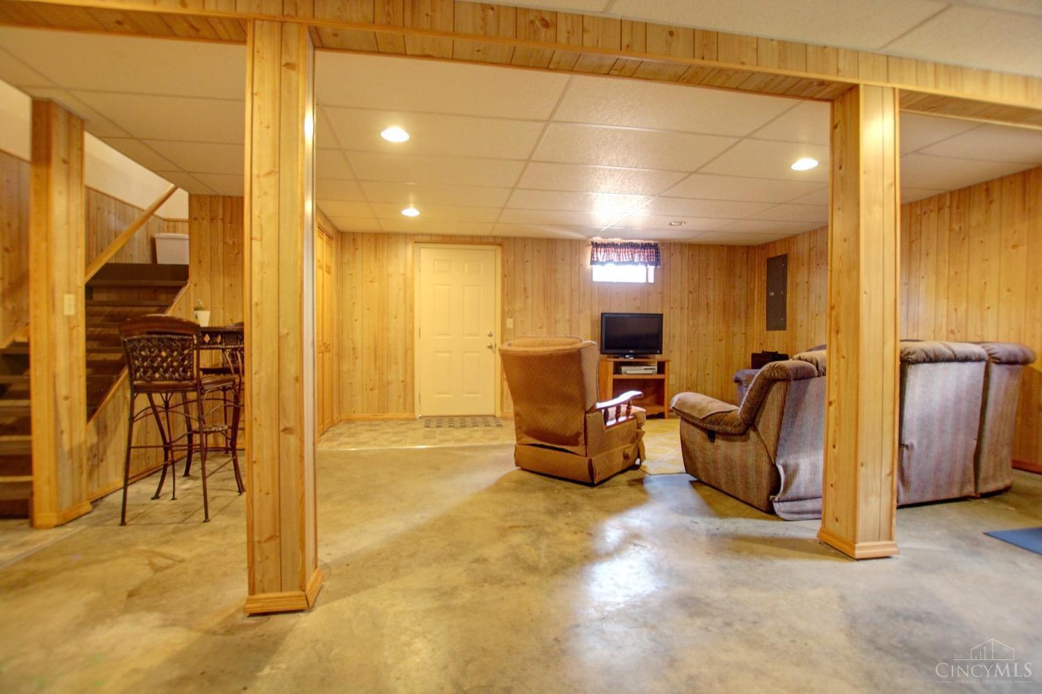 7550 Pea Ridge Road Hillsboro, OH 45133 - Photo 11 of 14